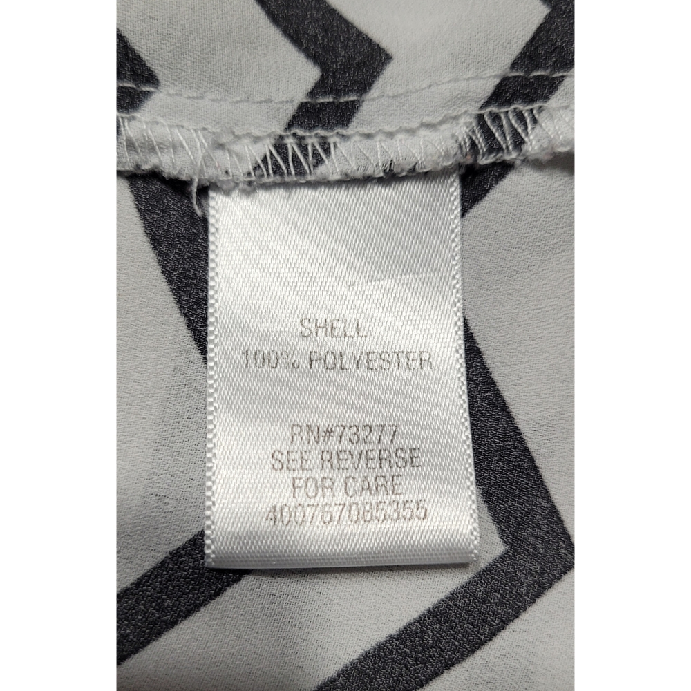 Candie's Black and White Chevron Tank Top Size Large - Picture 6 of 6
